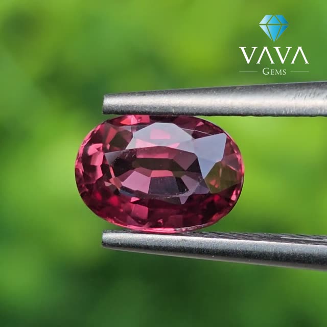 Pinkish Orange Sapphire