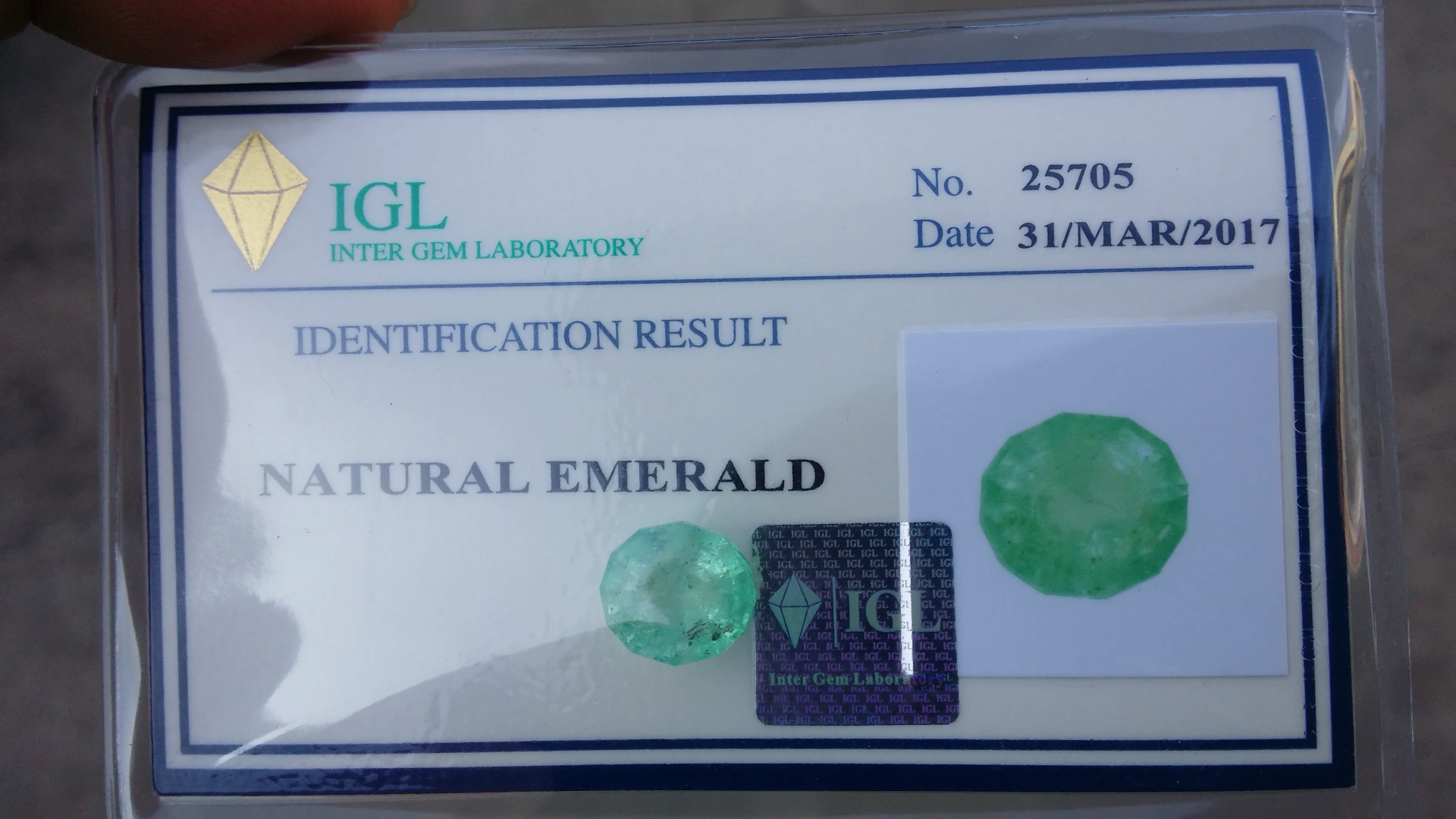 พลอย มรกต Natural Emerald