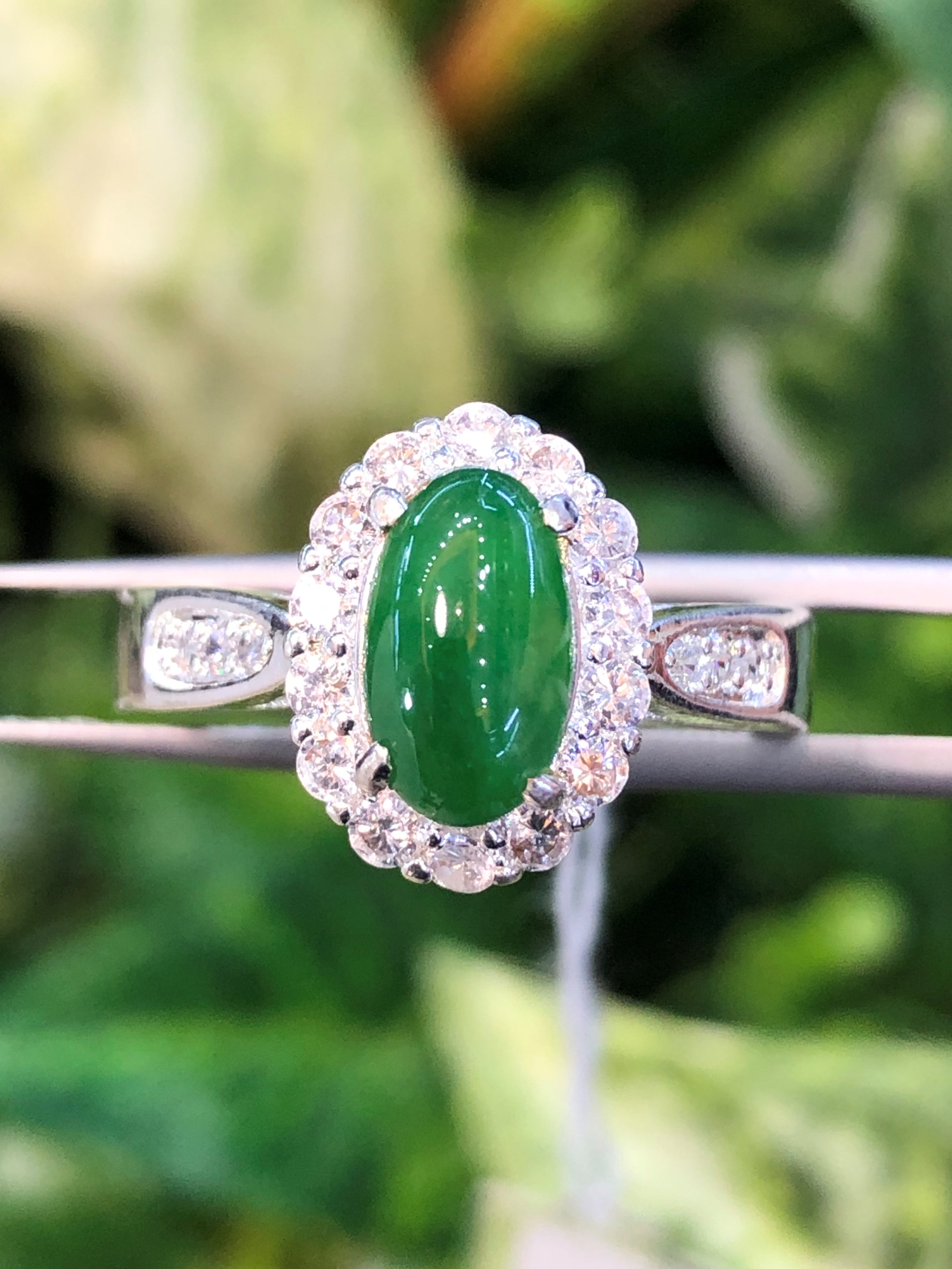 แหวน หยก (jadeite Ring)