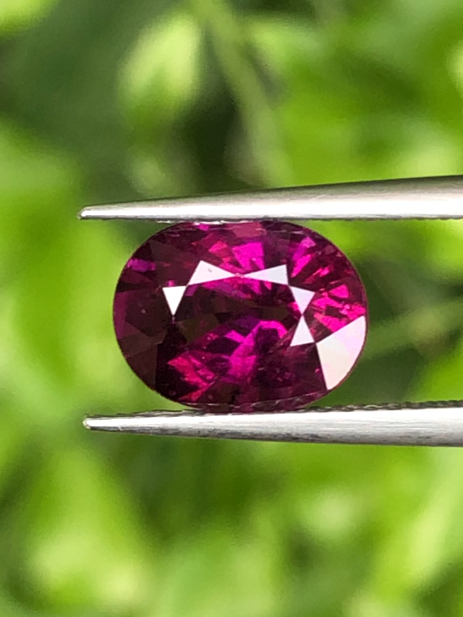 โรโดไลต์ กาเน็ท Natural Rhodolite Garnet