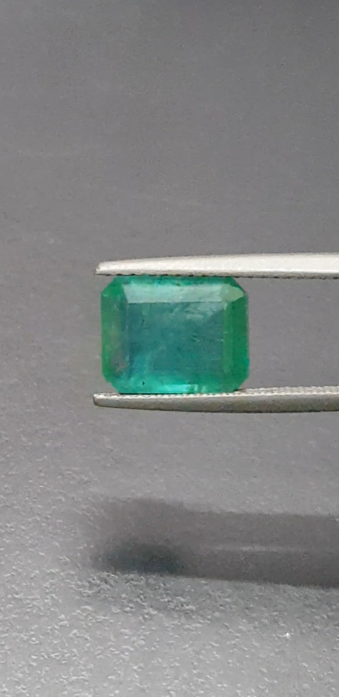 พลอย มรกต Natural Emerald