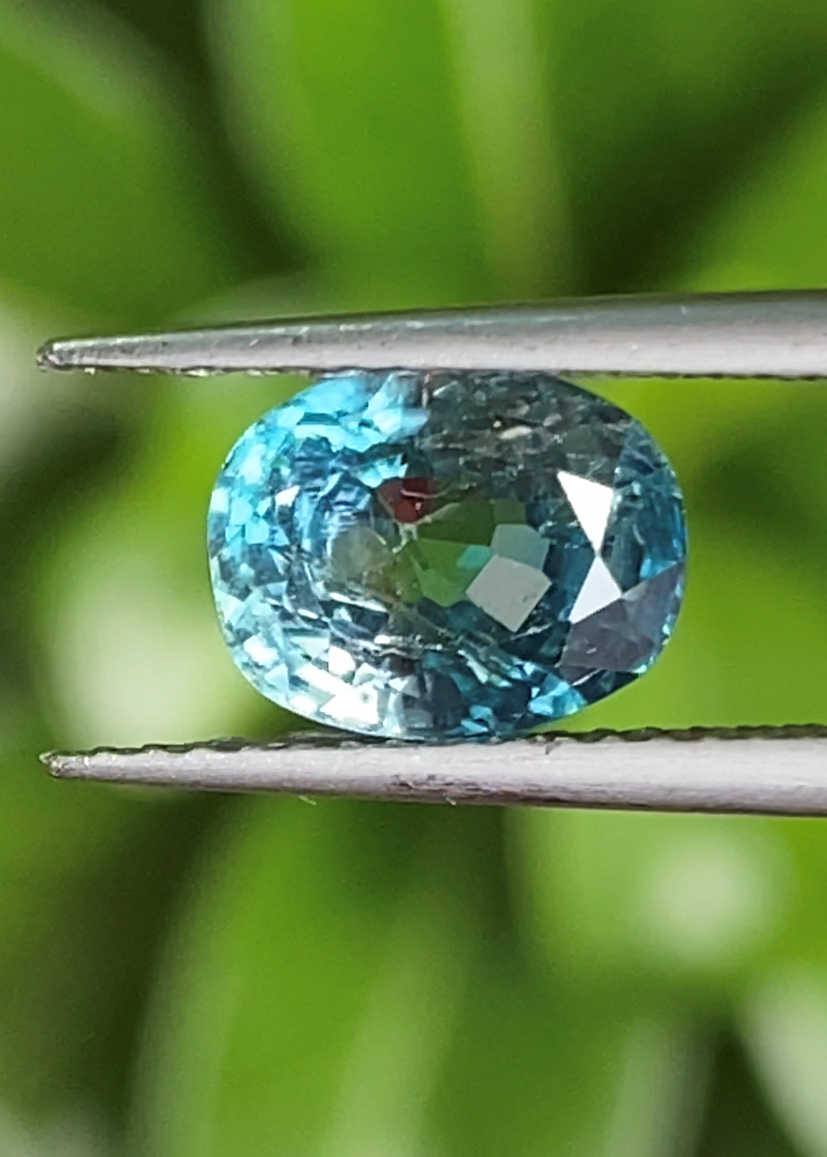เพทาย Natural Zircon