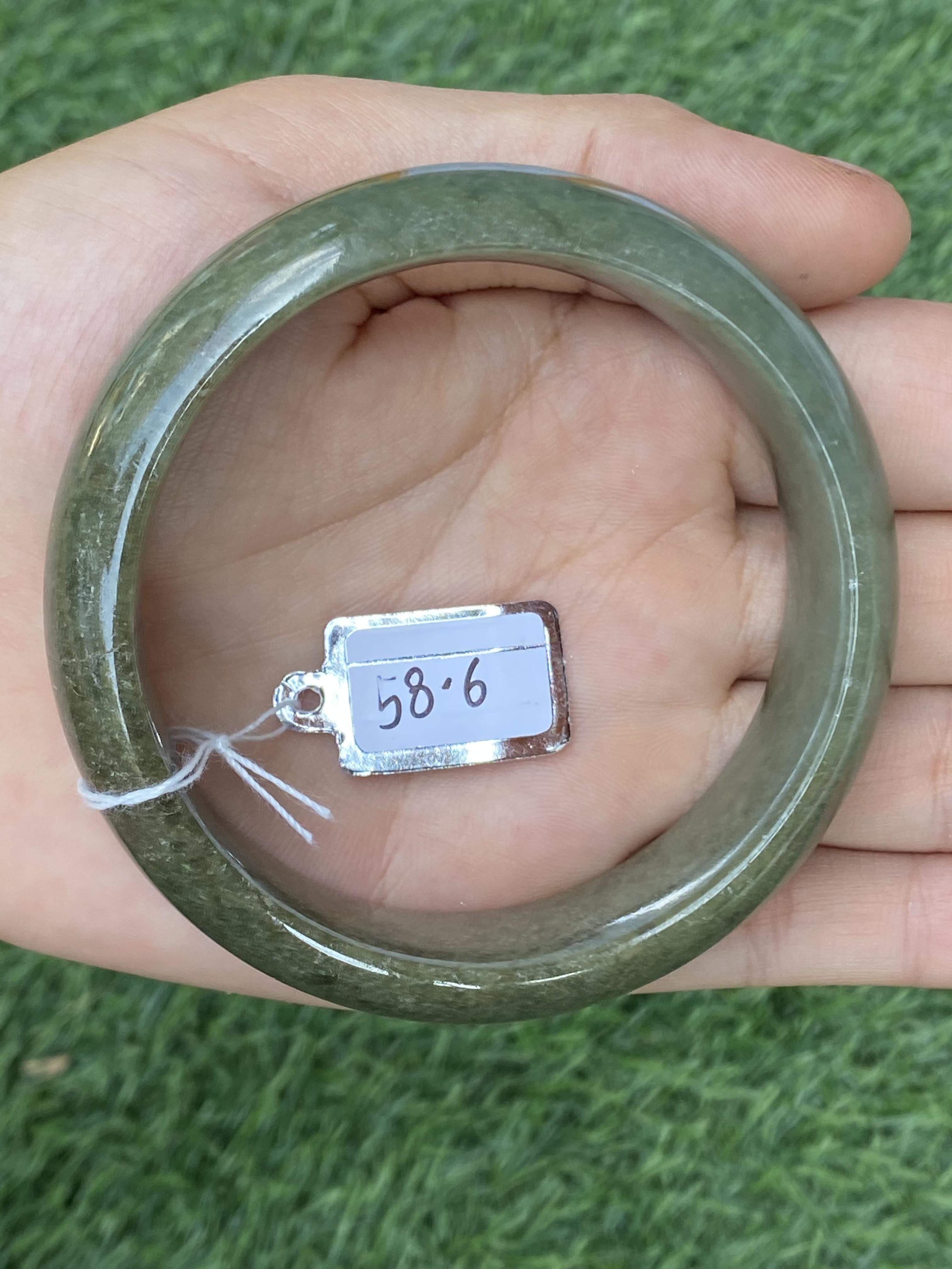 หยกแท้ Jadeite