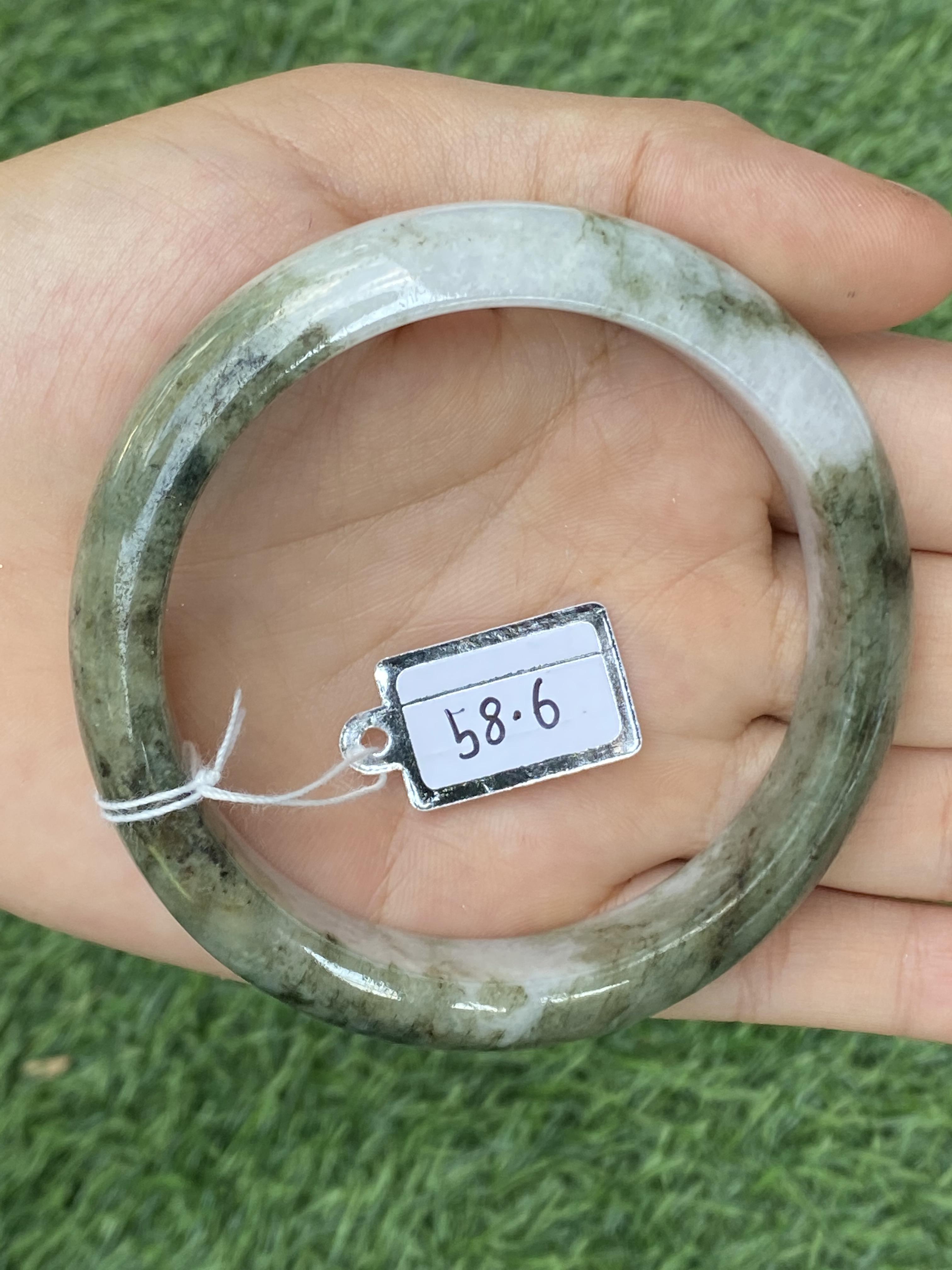 หยกแท้ Jadeite