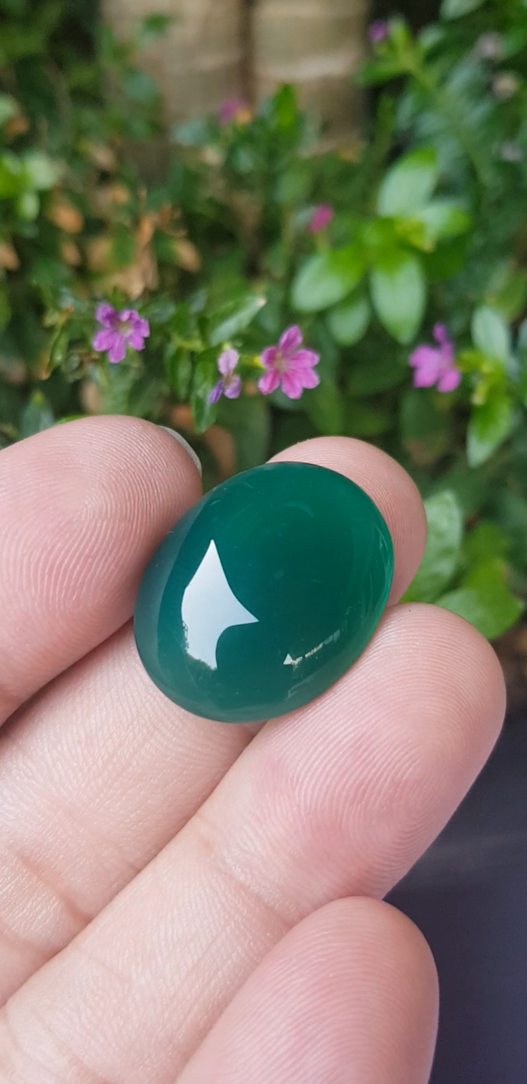 พลอย โมรา (Natural Chalcedony)