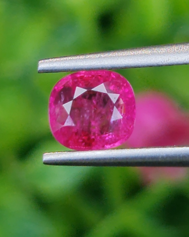 พลอย ชมพู Pink sapphire