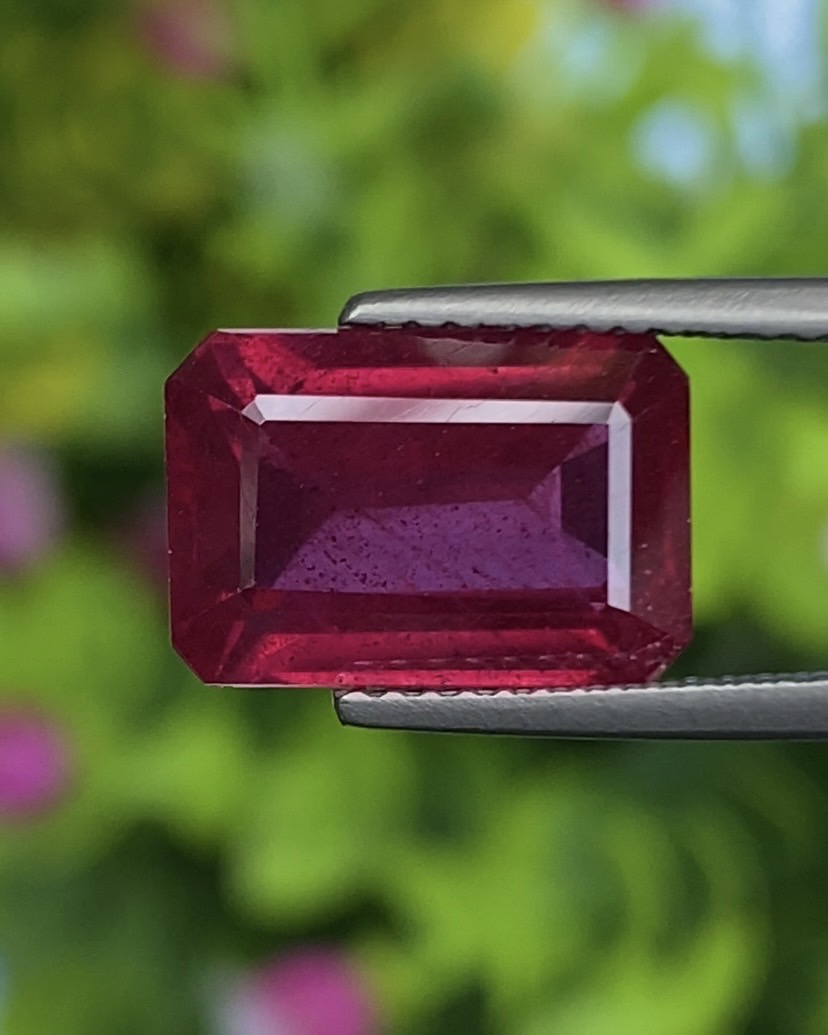 ทับทิม Natura Ruby Sapphire