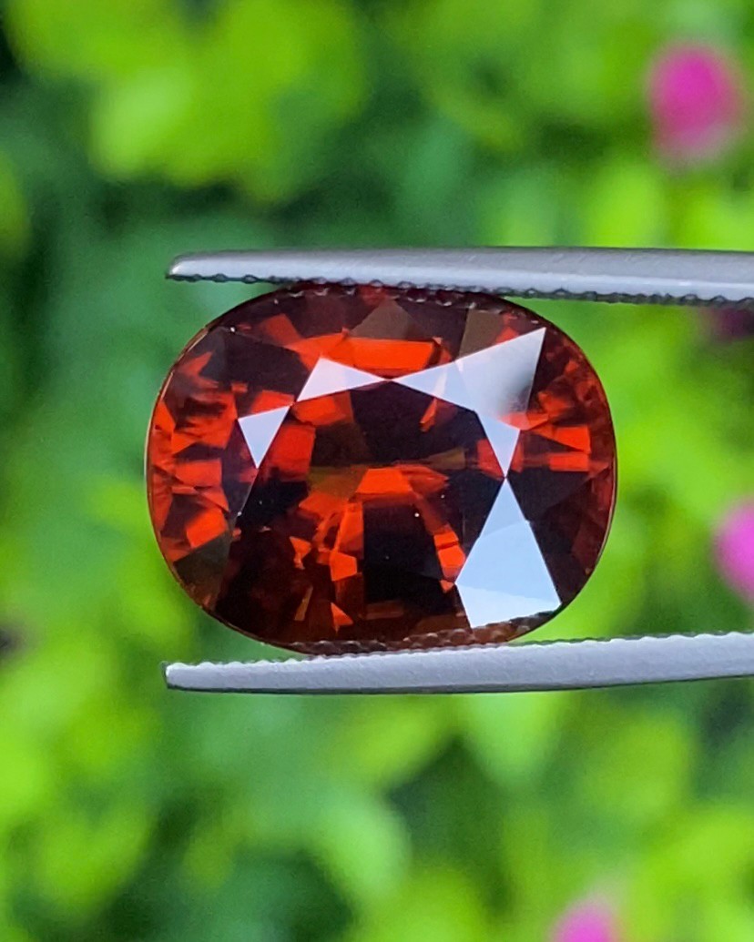 เพทาย Natural Zircon