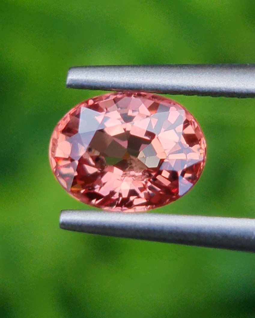 พัดพารัดชา Padparadscha Sapphire