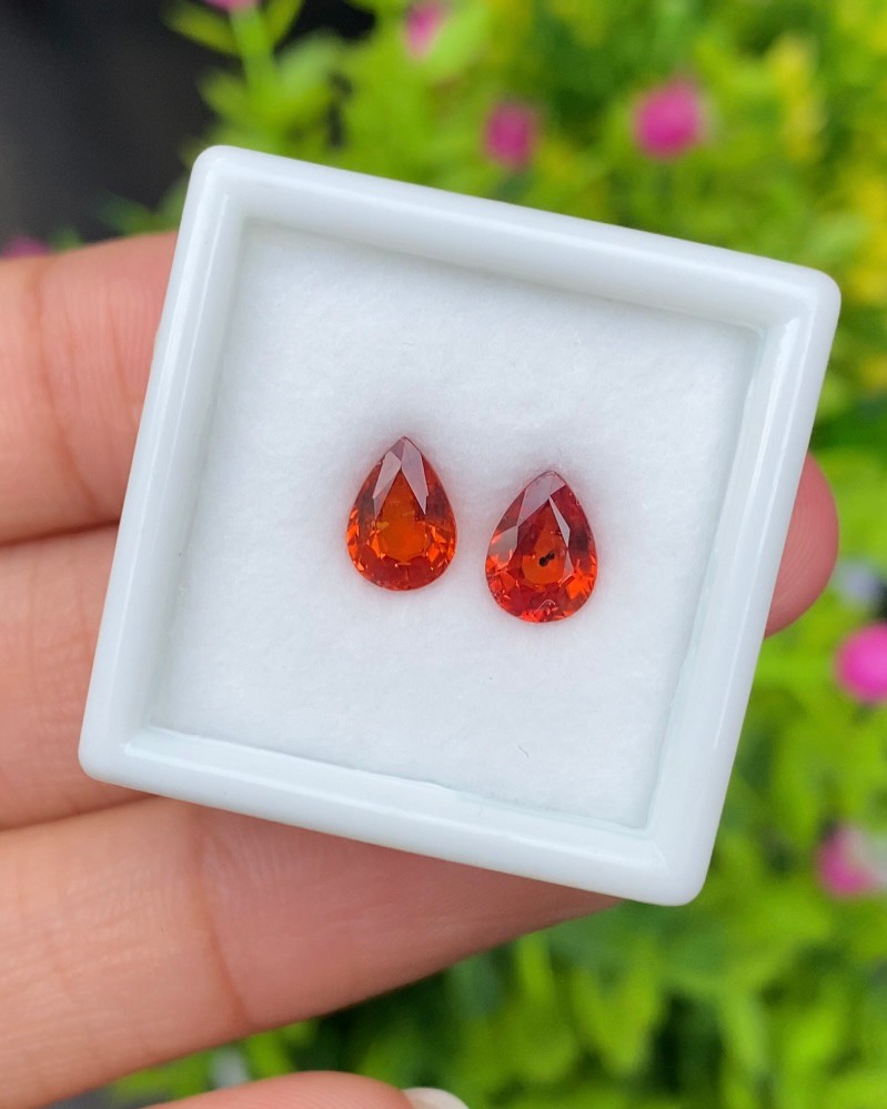 ออเรนจ์ แซฟไฟร์ orange sapphire