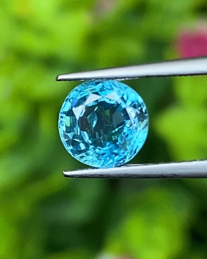 เพทาย Natural Zircon