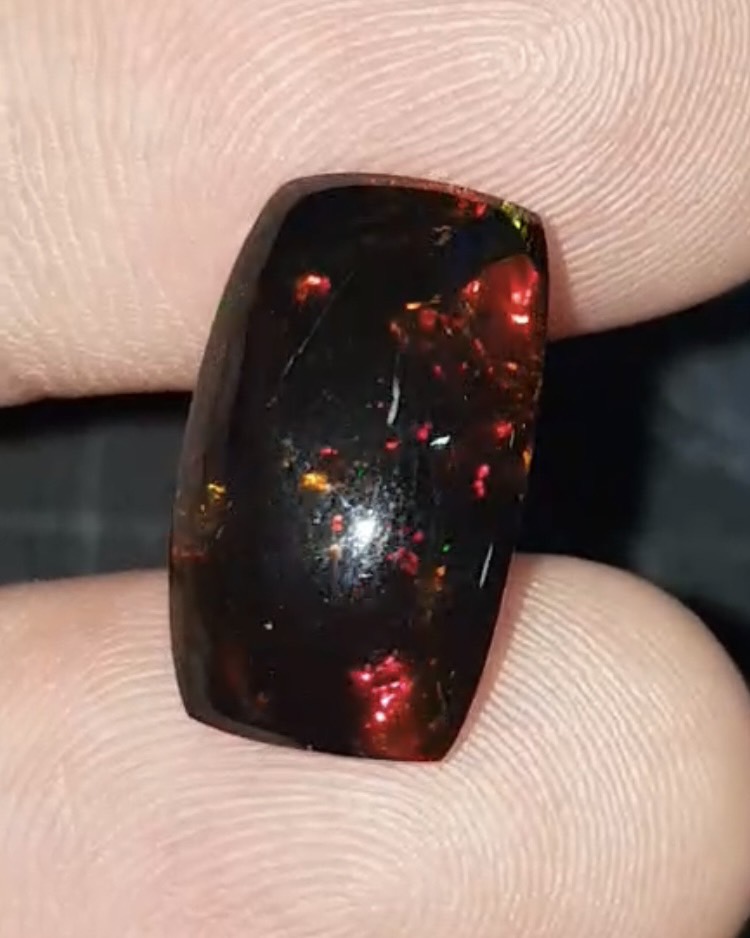 พลอย โอปอล Opal