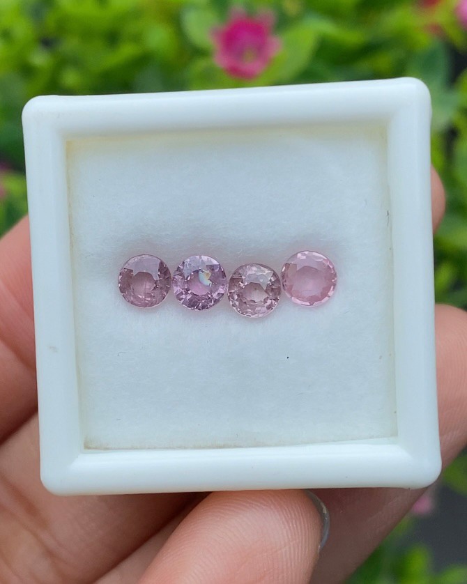 พลอย ชมพู Pink sapphire