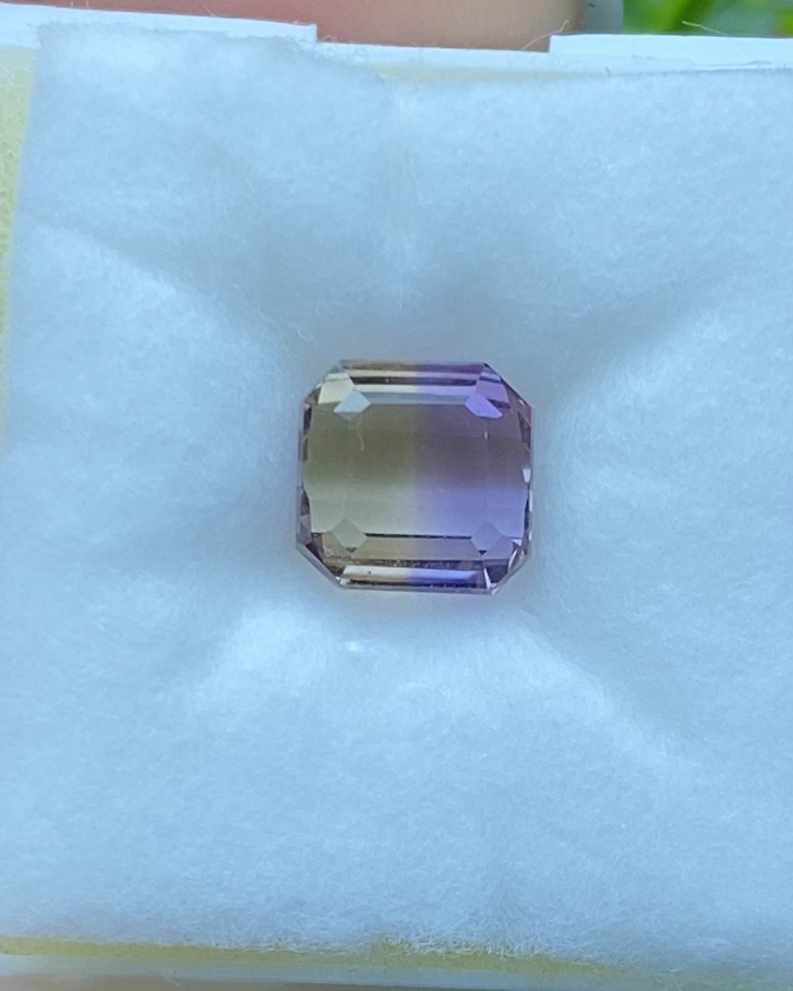 อเมทริน Natural Ametrine