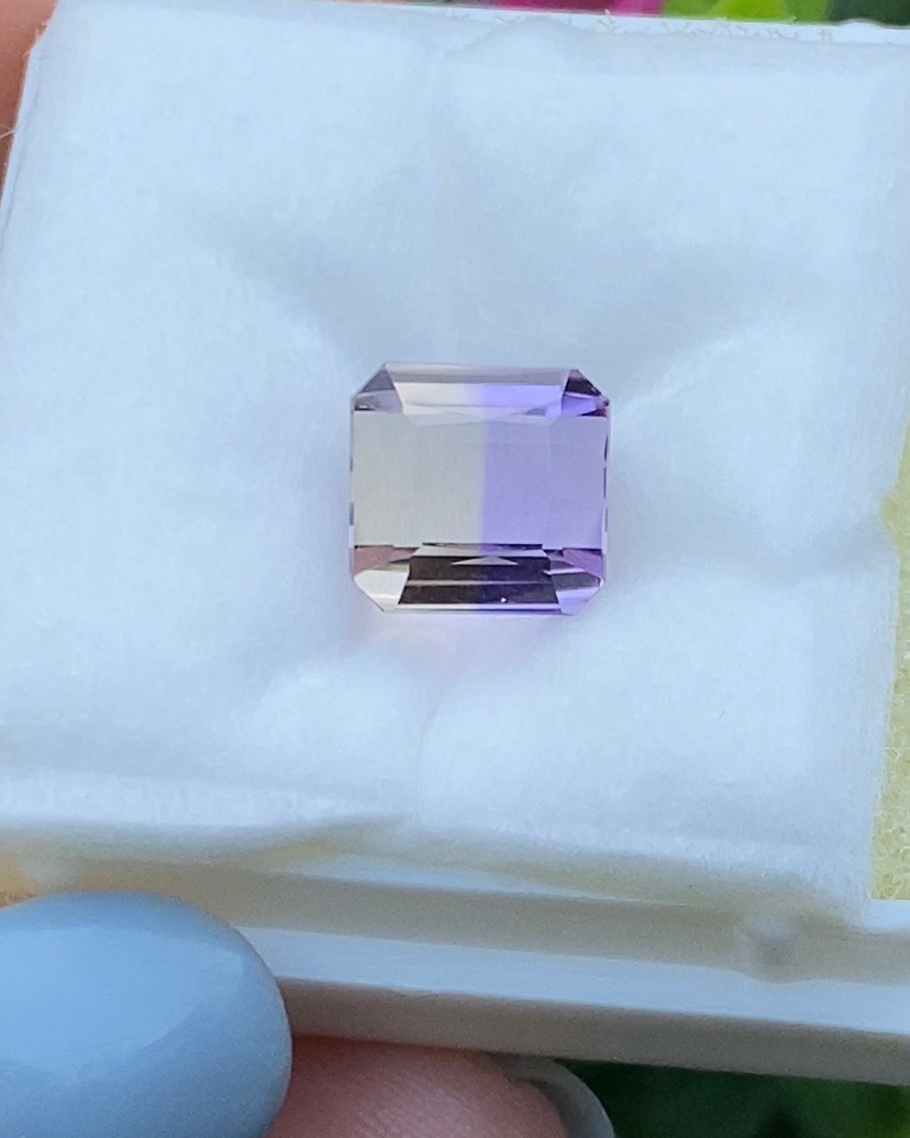 อเมทริน Natural Ametrine