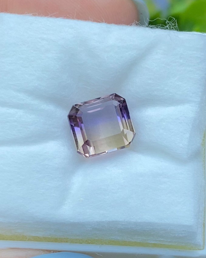 อเมทริน Natural Ametrine