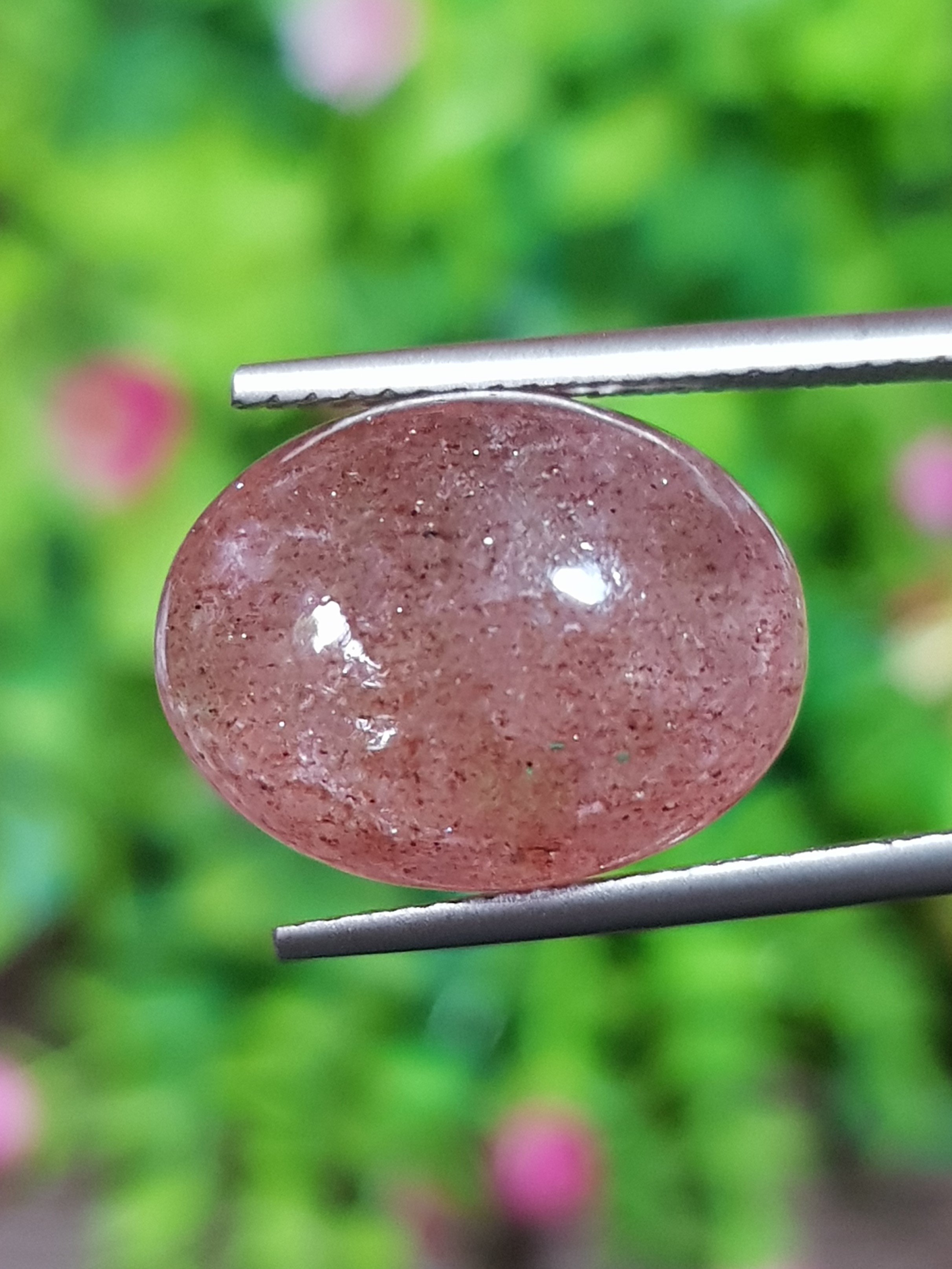 สตอเบอรี่ ควอตซ์ Strawberry Quartz