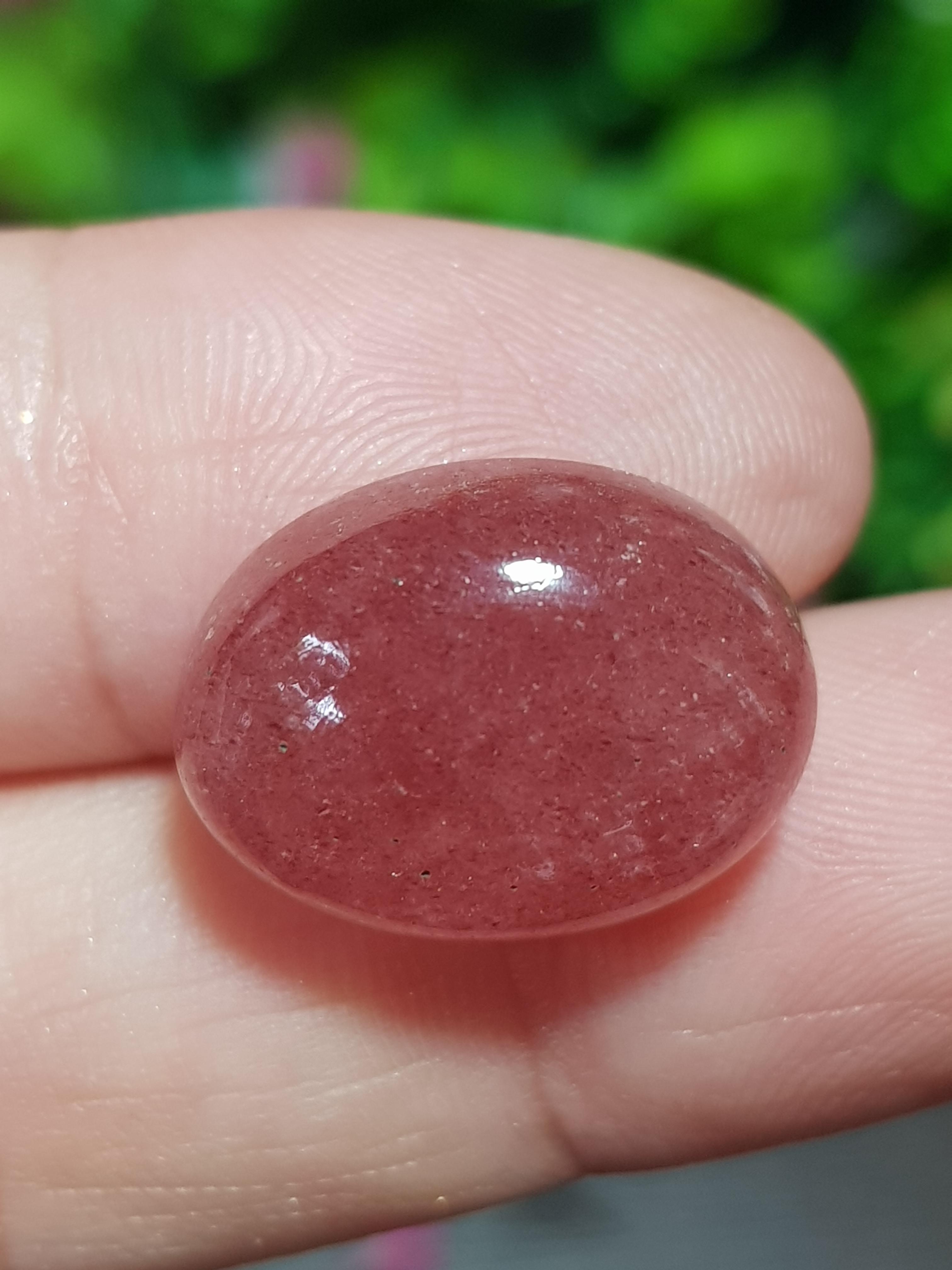 สตอเบอรี่ ควอตซ์ Strawberry Quartz