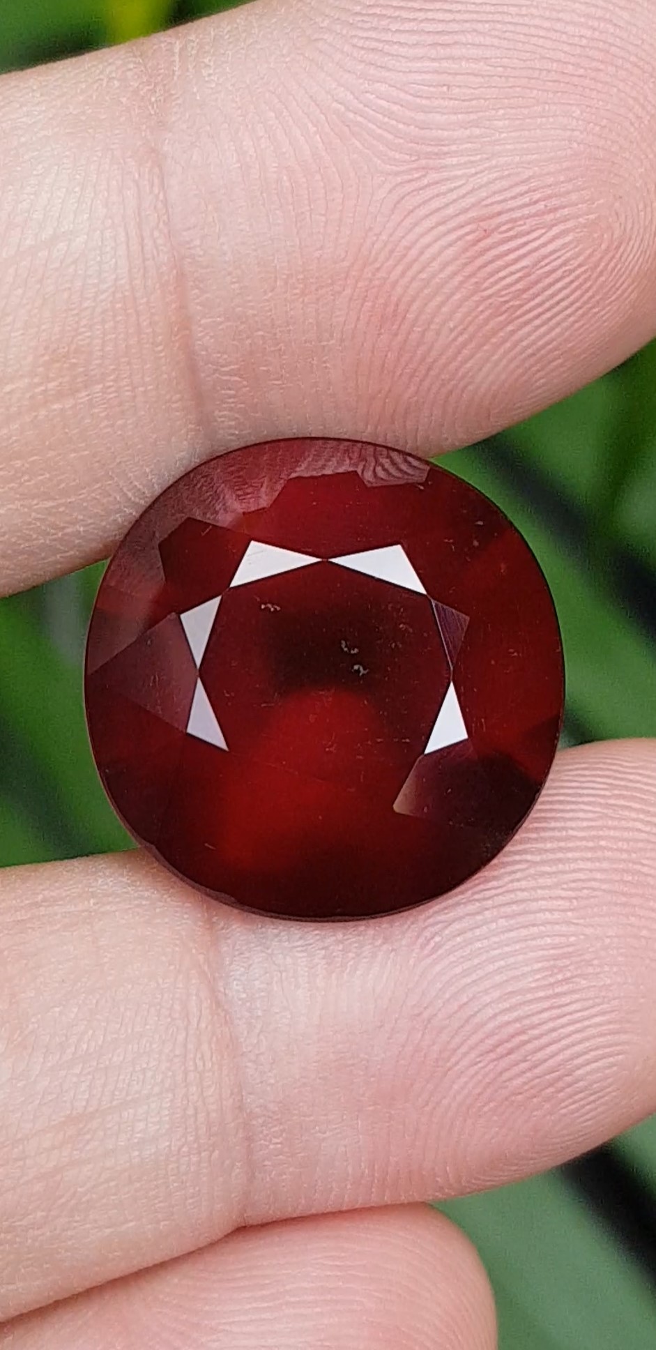 พลอย เฮสโซไนท์ การ์เน็ต Hessonite Garnet