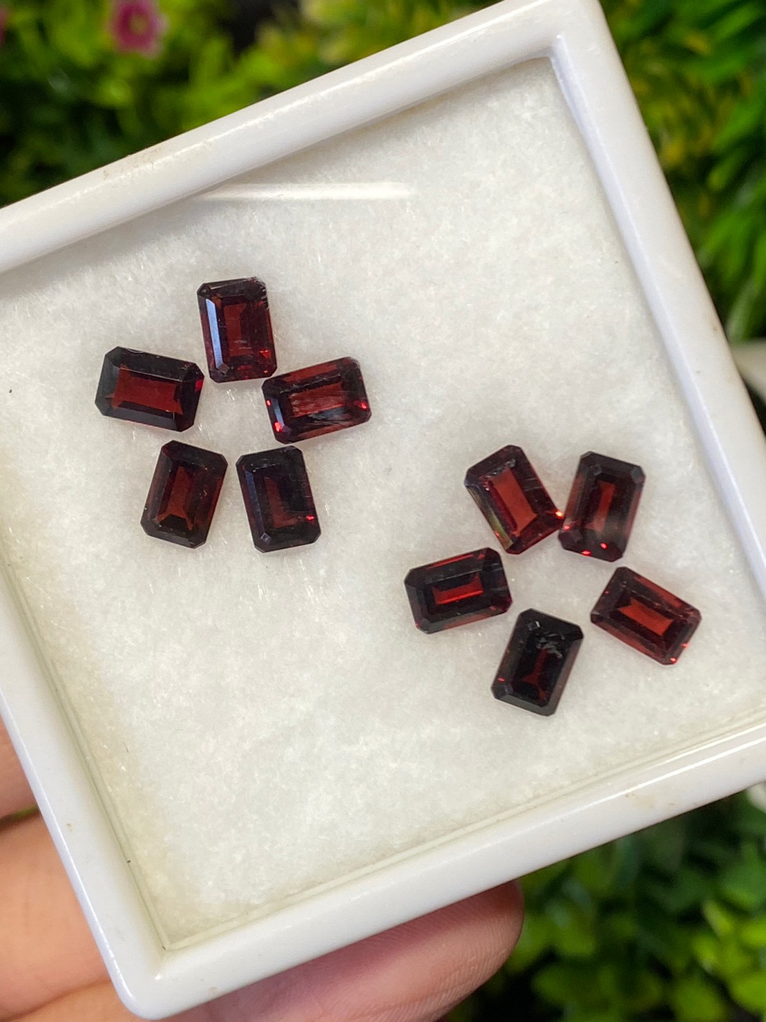 โรโดไลต์ กาเน็ท Natural Rhodolite Garnet