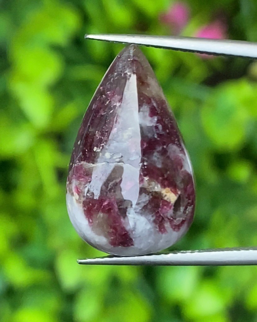 ทัวร์มาลีน Natural Tourmaline