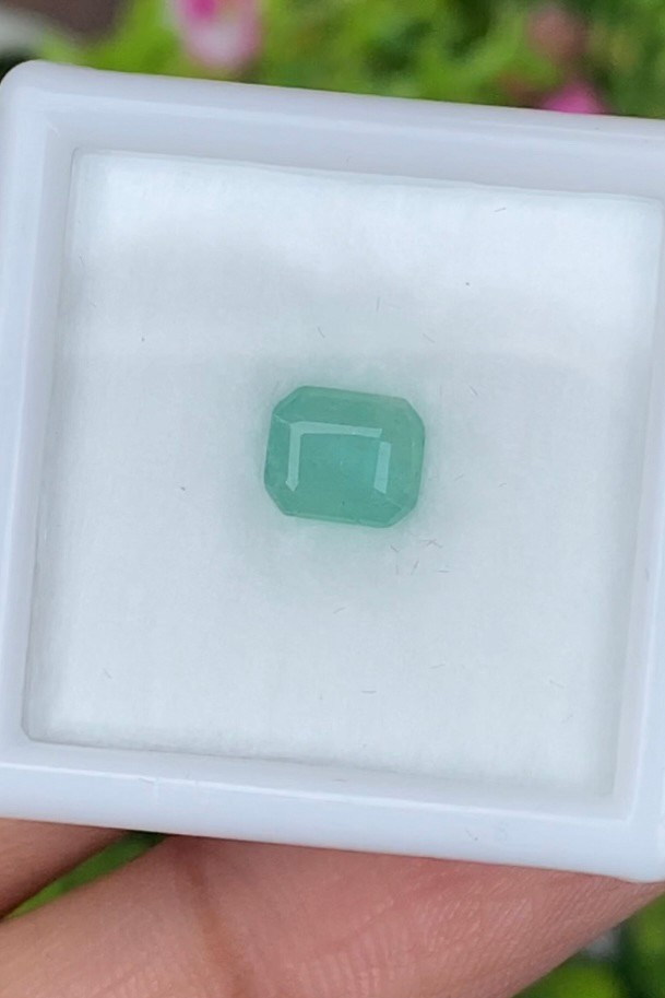 พลอย มรกต Natural Emerald