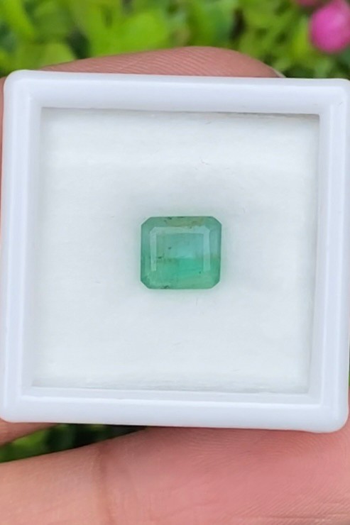 พลอย มรกต Natural Emerald