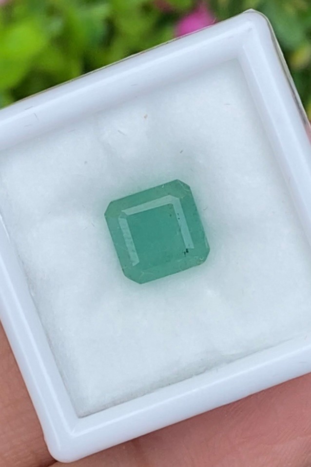 พลอย มรกต Natural Emerald