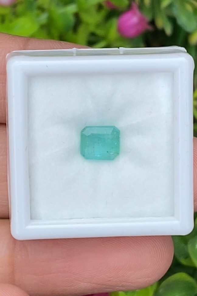 พลอย มรกต Natural Emerald