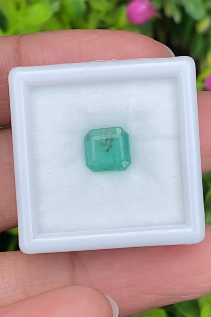 พลอย มรกต Natural Emerald