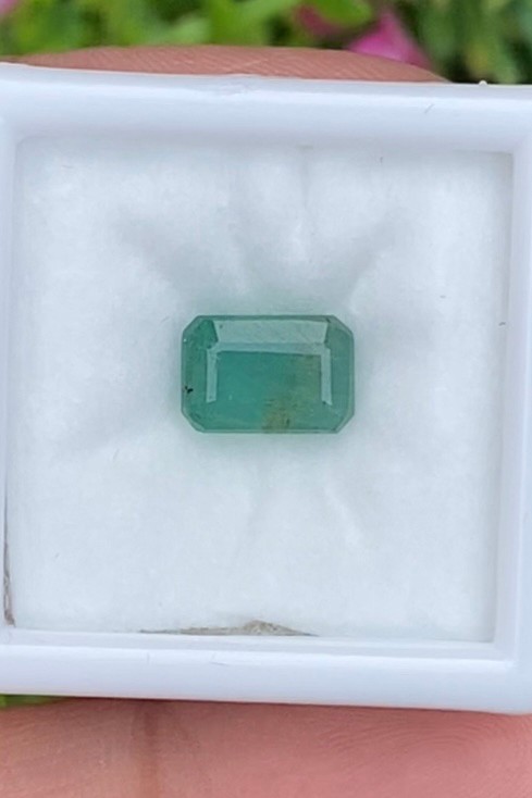 พลอย มรกต Natural Emerald