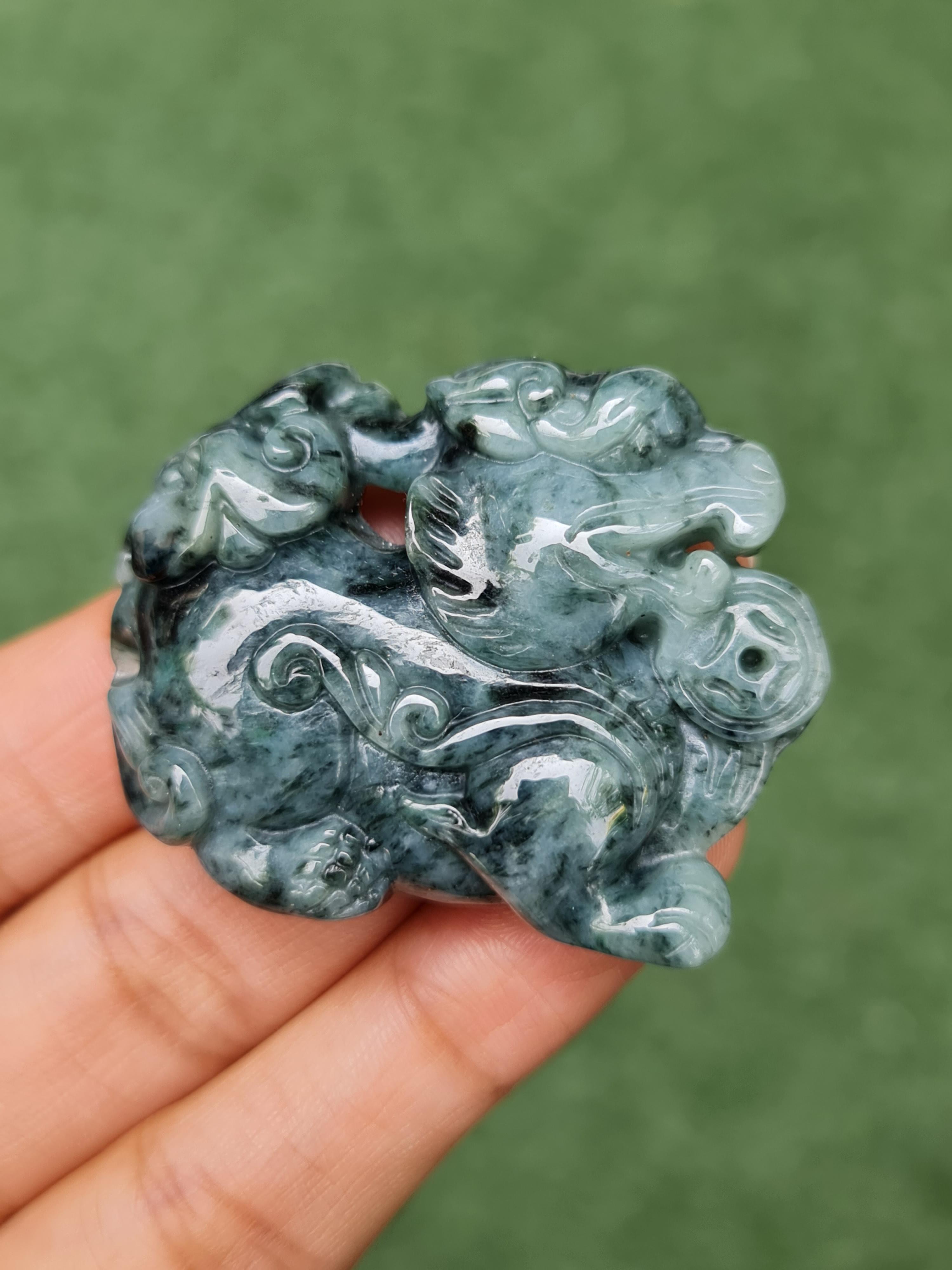 หยก Jadeite