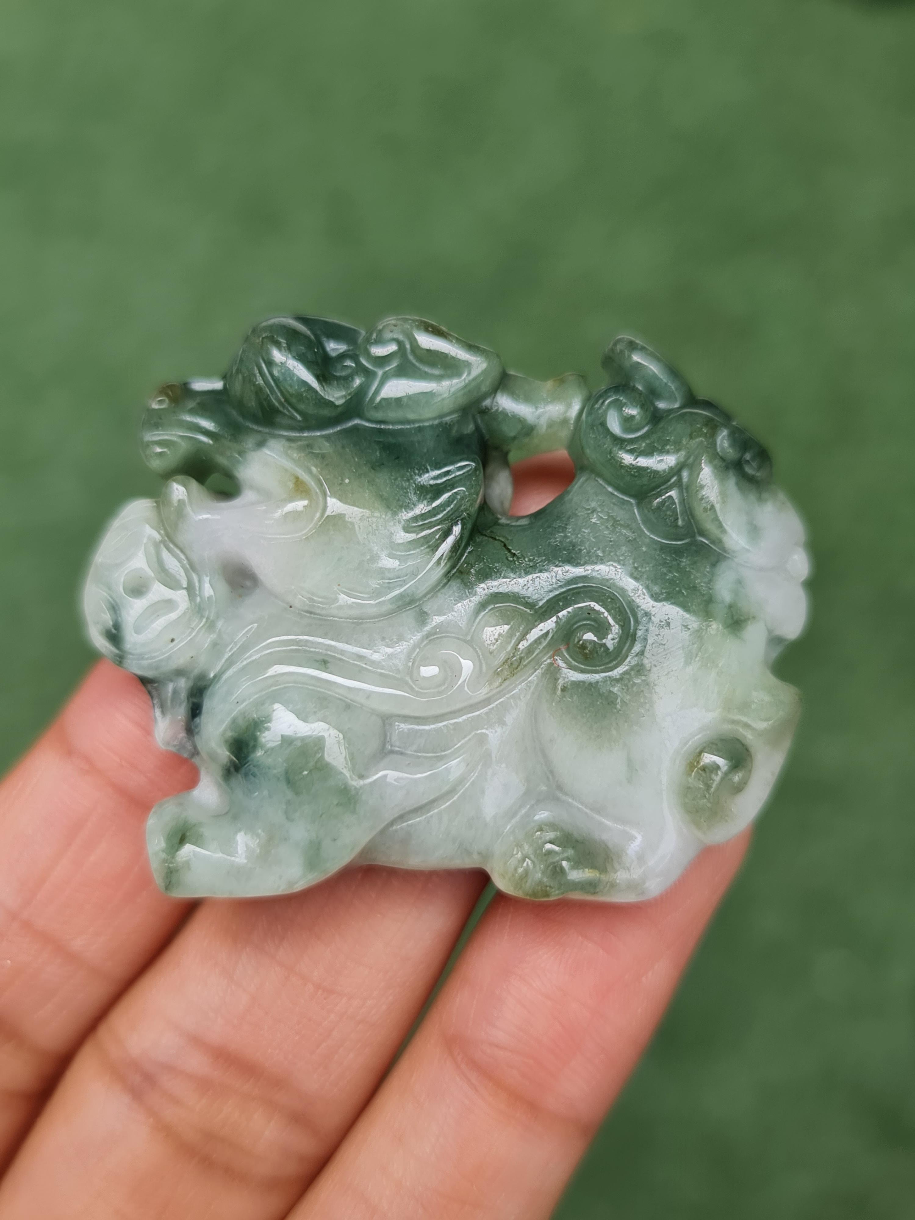 หยก Jadeite