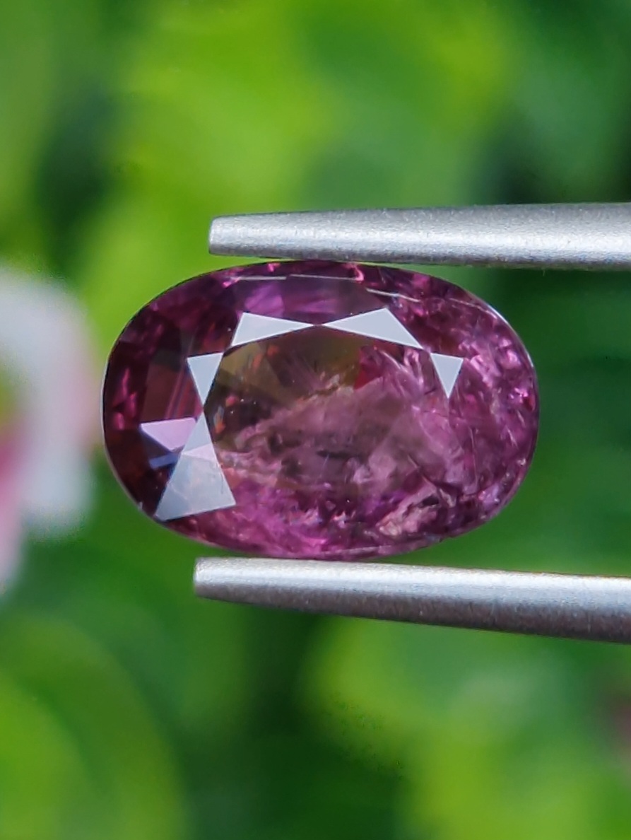 พลอย ม่วง Purple sapphire