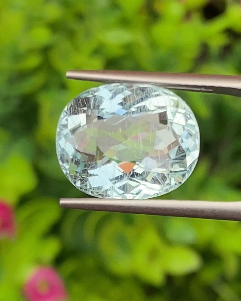พลอย อความารีน Aquamarine