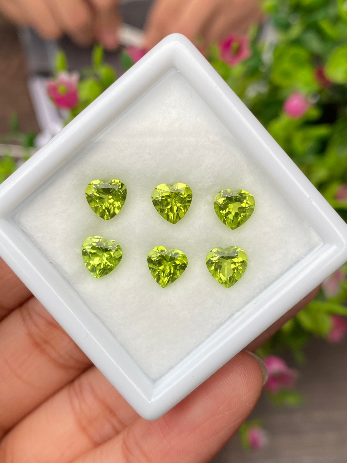เพอริดอต Natural Peridot