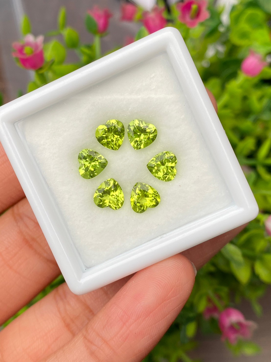 เพอริดอต Natural Peridot