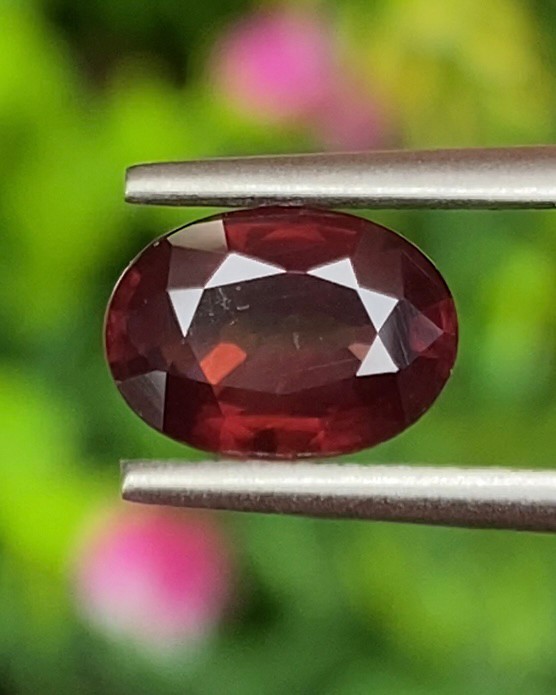 เพทาย Natural Zircon