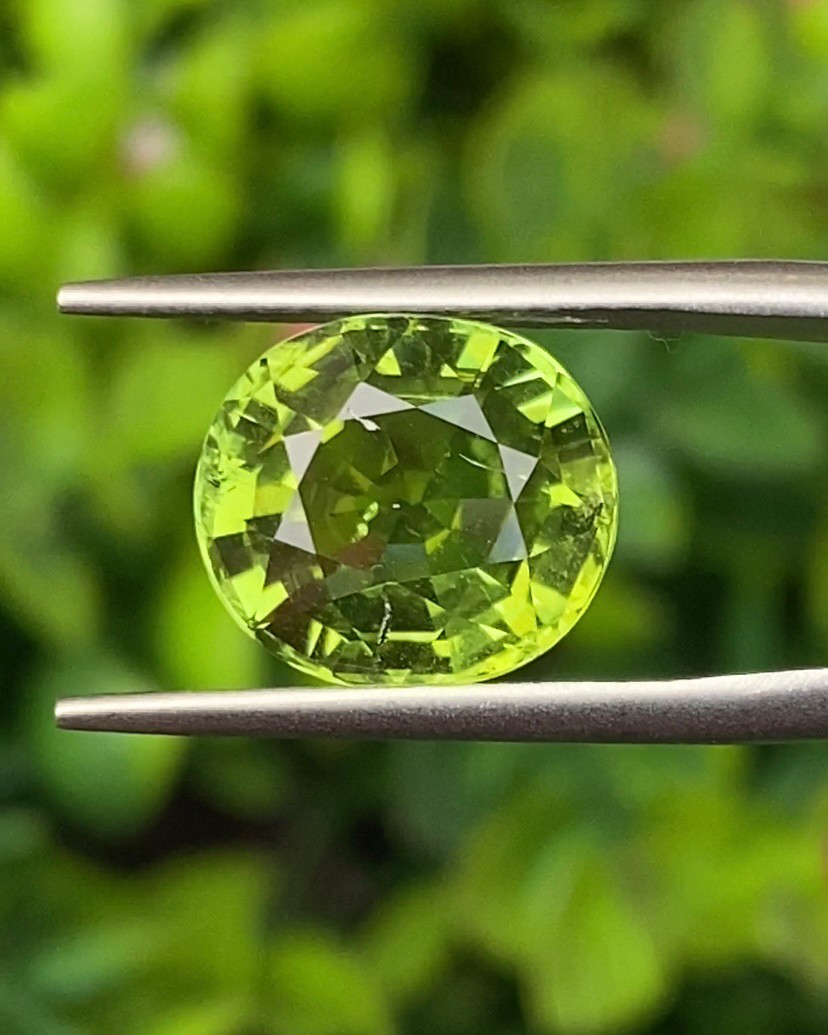 ทัวร์มาลีน Natural Tourmaline