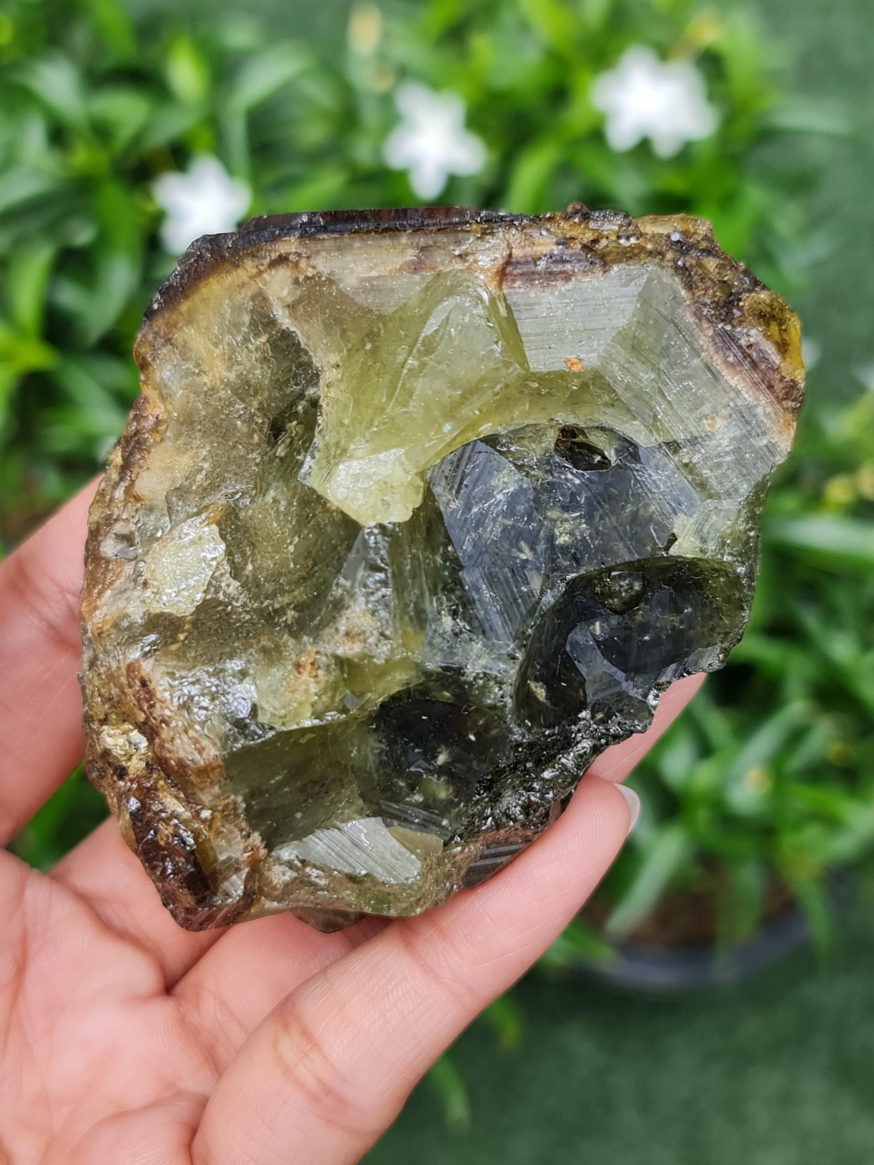 มาลี การ์เน็ท Natural Garnet