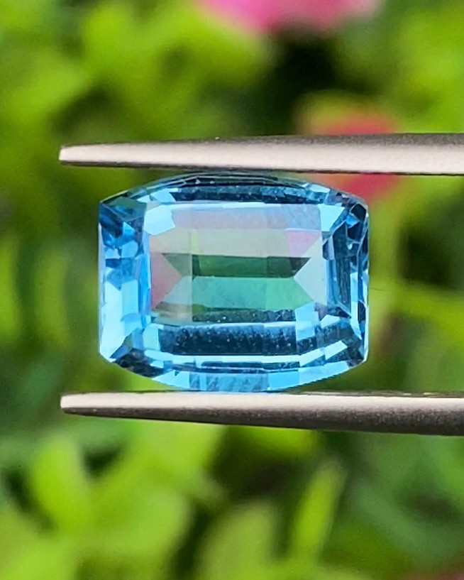 โทแพซ Topaz