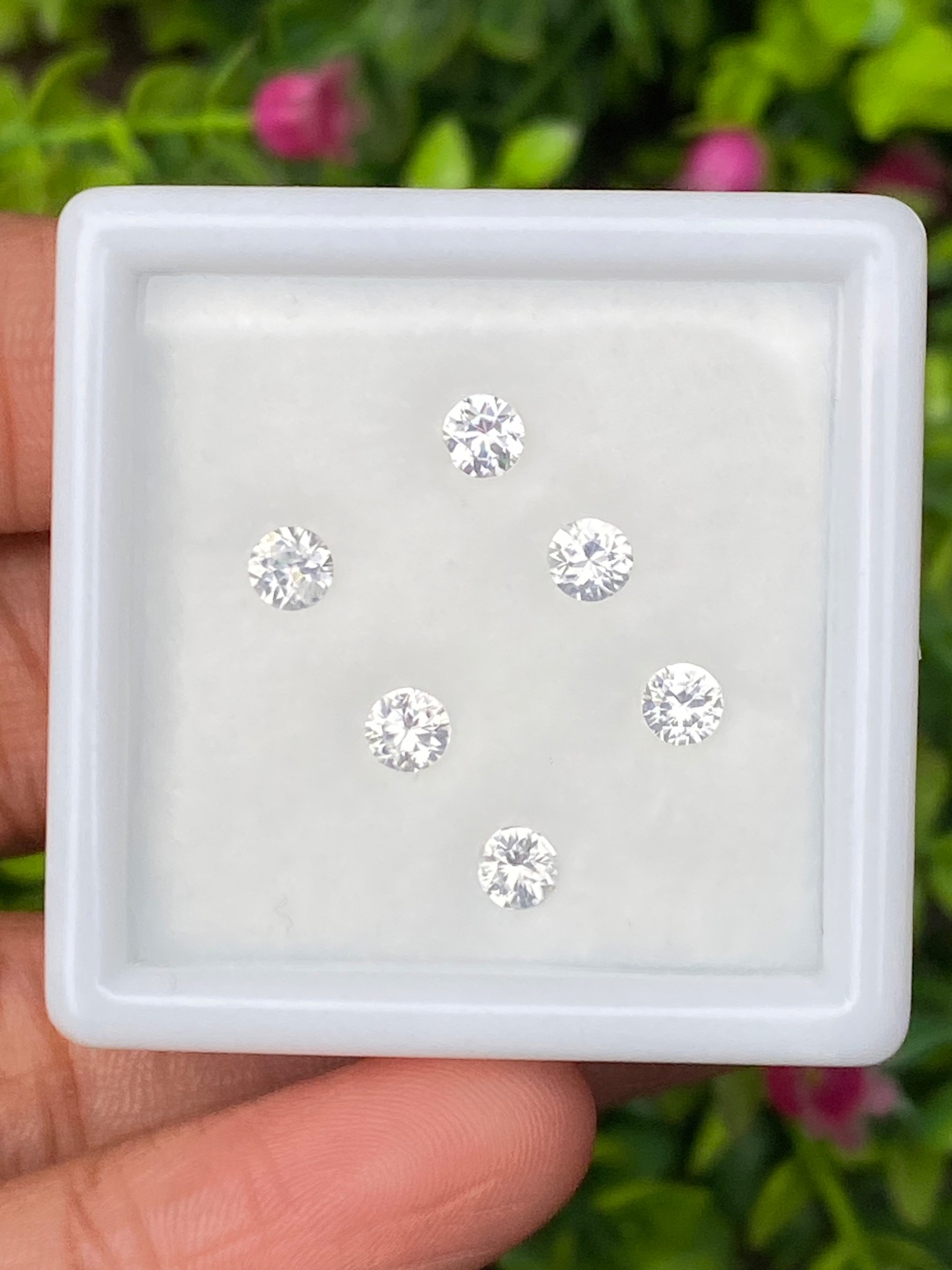 เพทาย Natural Zircon