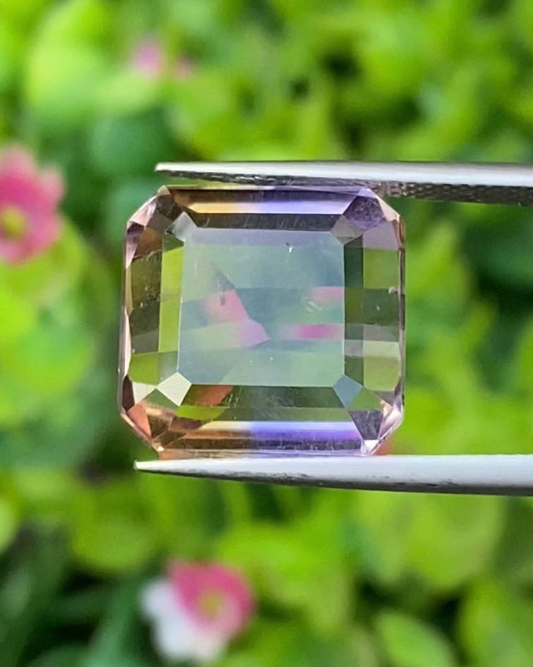 อเมทริน Natural Ametrine