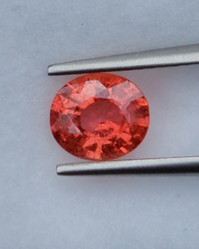 ออเรนจ์ แซฟไฟร์ Orange Sapphire