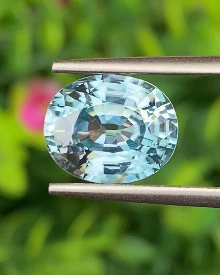เพทาย Natural Zircon