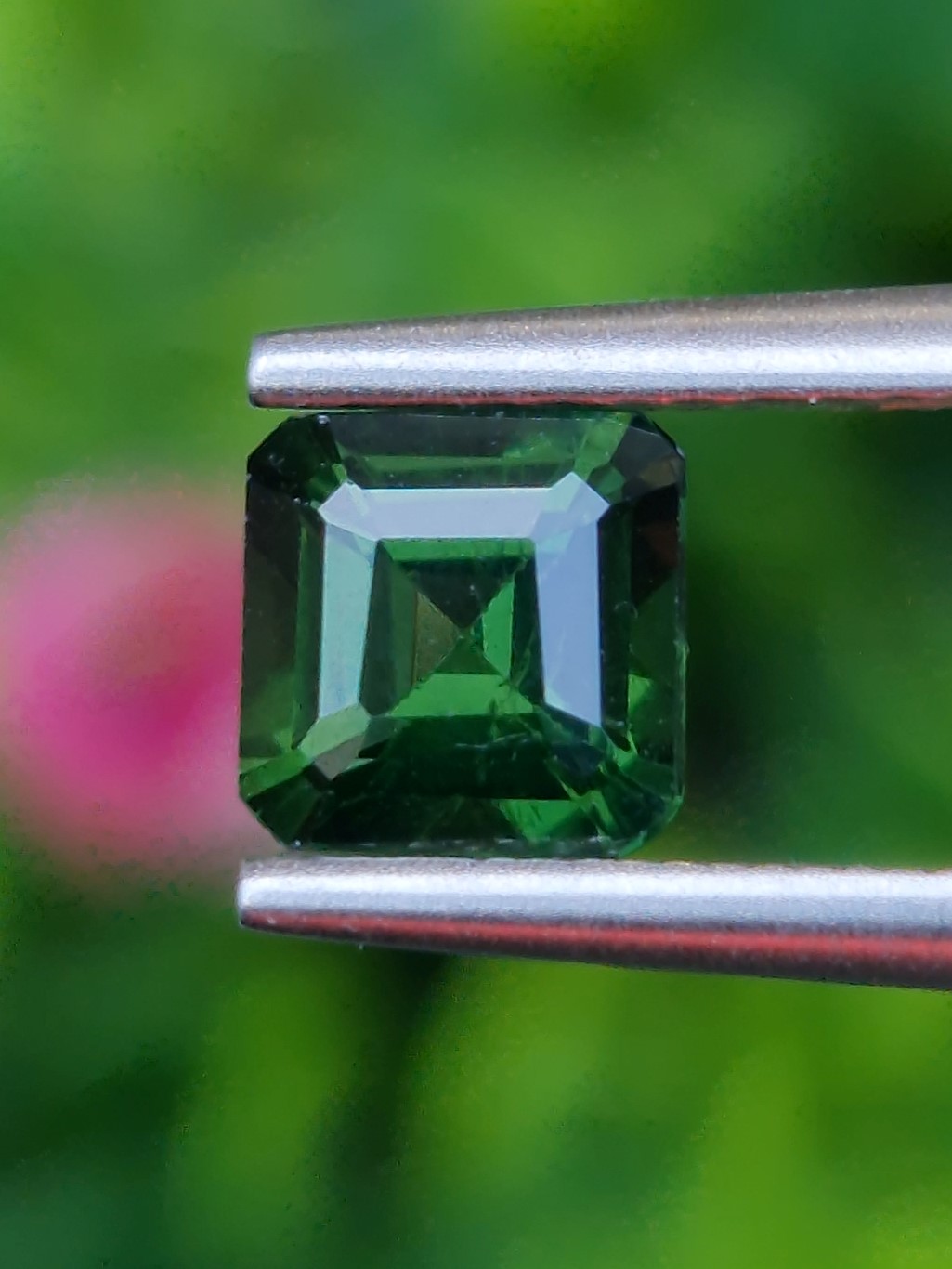 ทัวร์มาลีน Natural Tourmaline