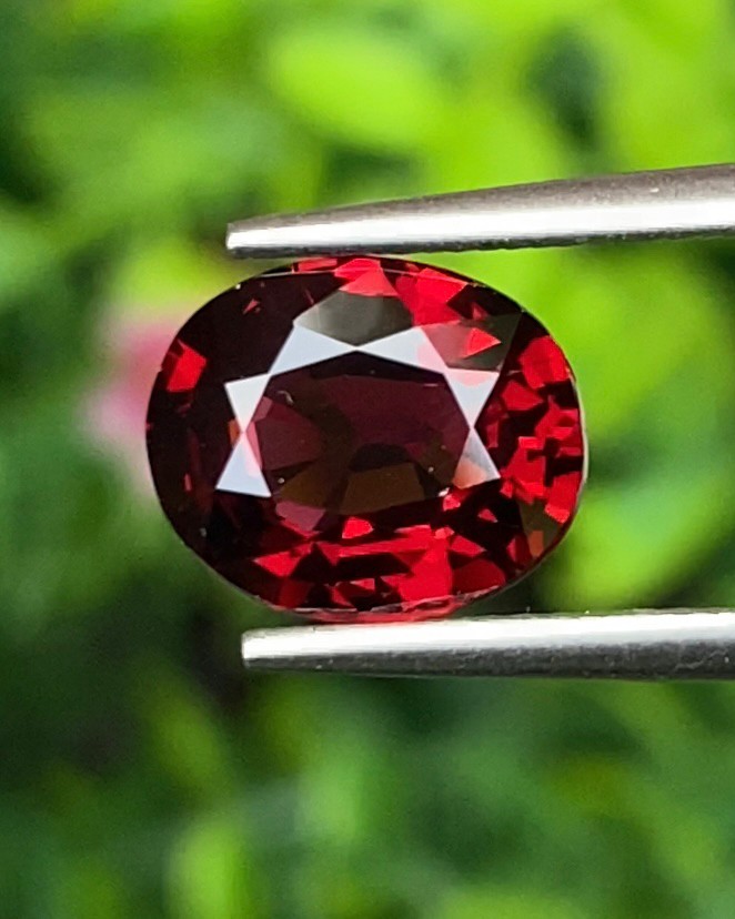 โรโดไลต์ กาเน็ท Natural Rhodolite Garnet