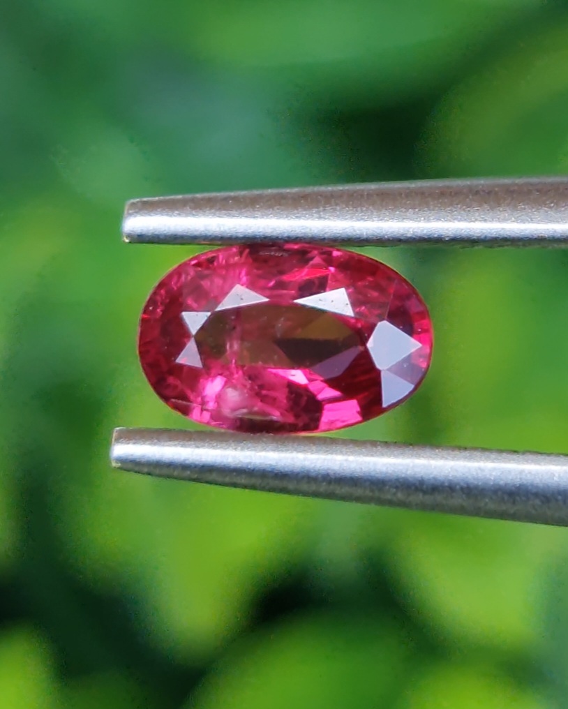 พลอย ชมพู Pink sapphire