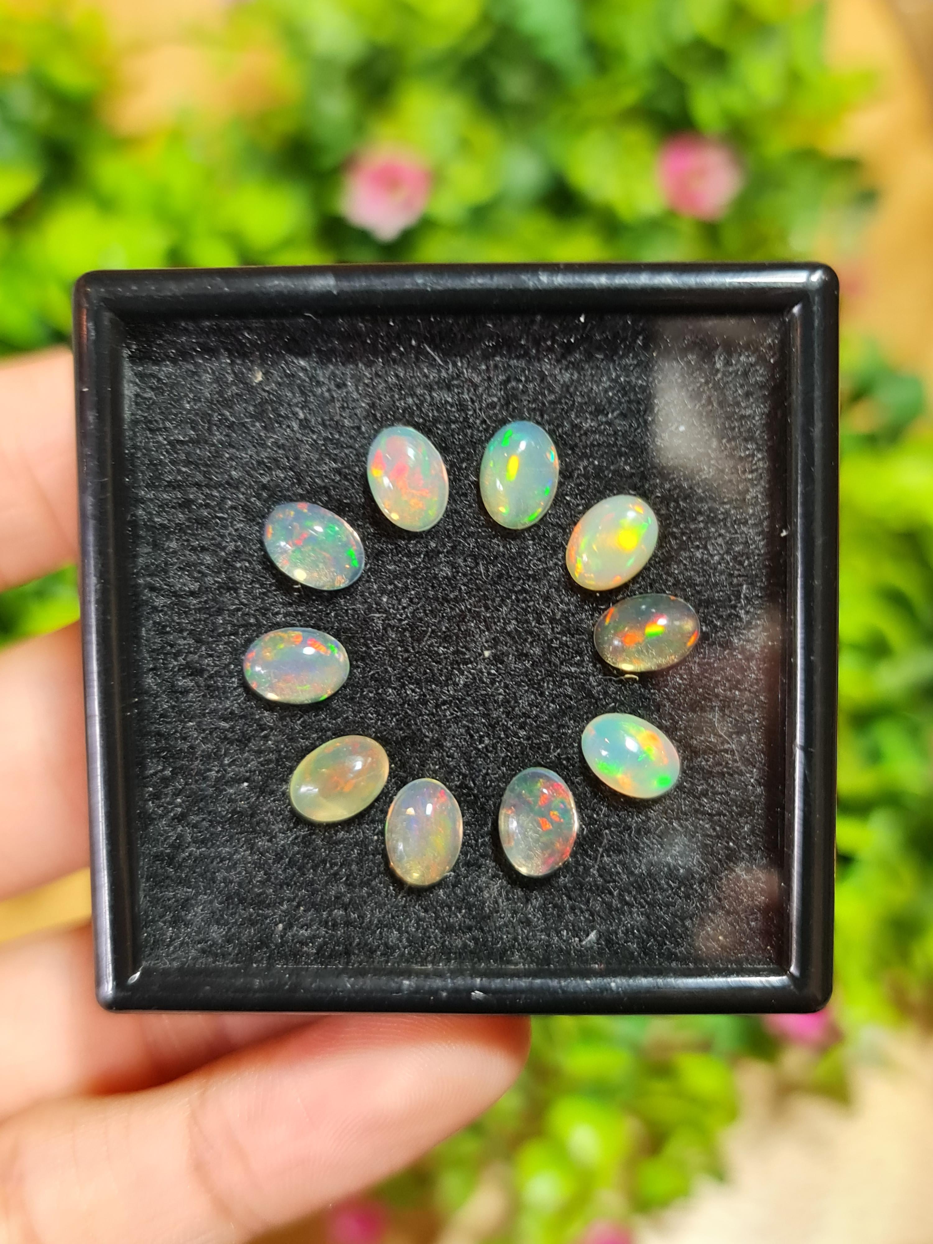 พลอย โอปอล Opal