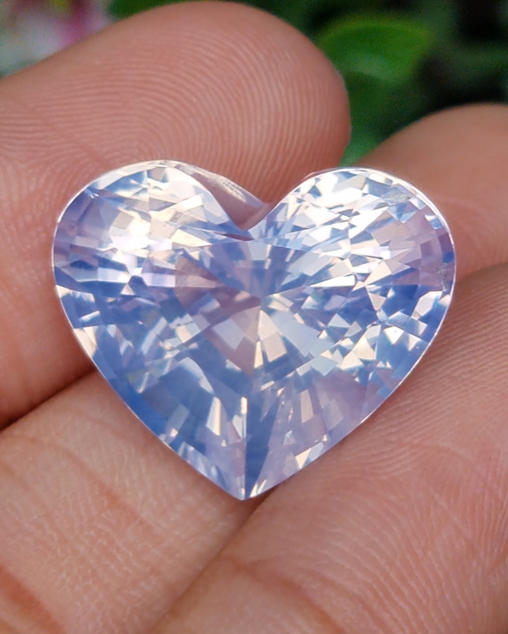 ลาเวนเดอร์ ควอตซ์ Lavender Quartz
